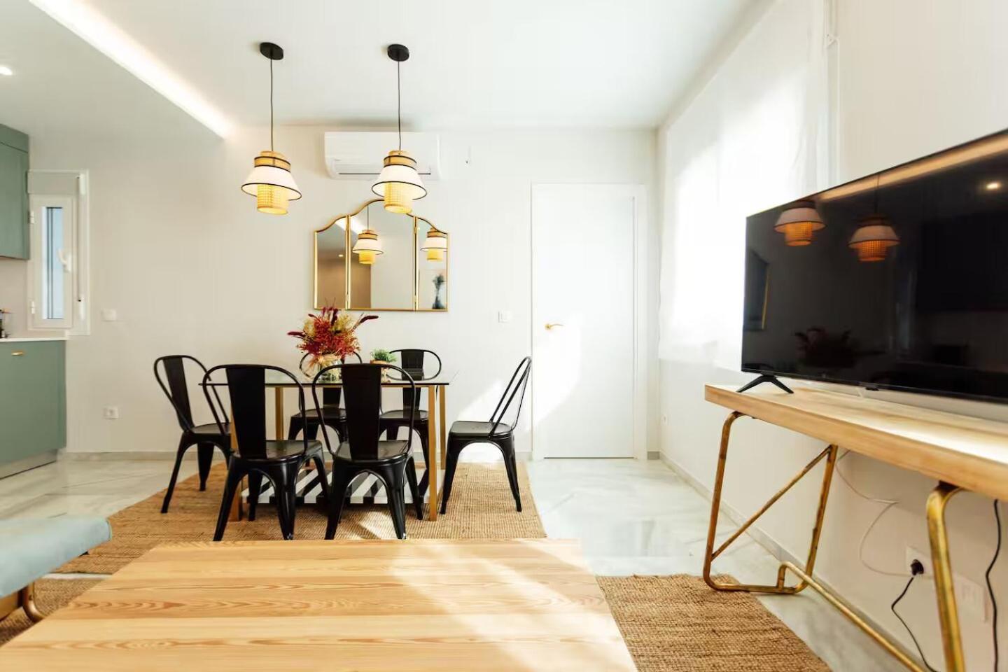 Reformed And Comfy- 2Bd 2Bth- Arenal Sevilha Exterior foto
