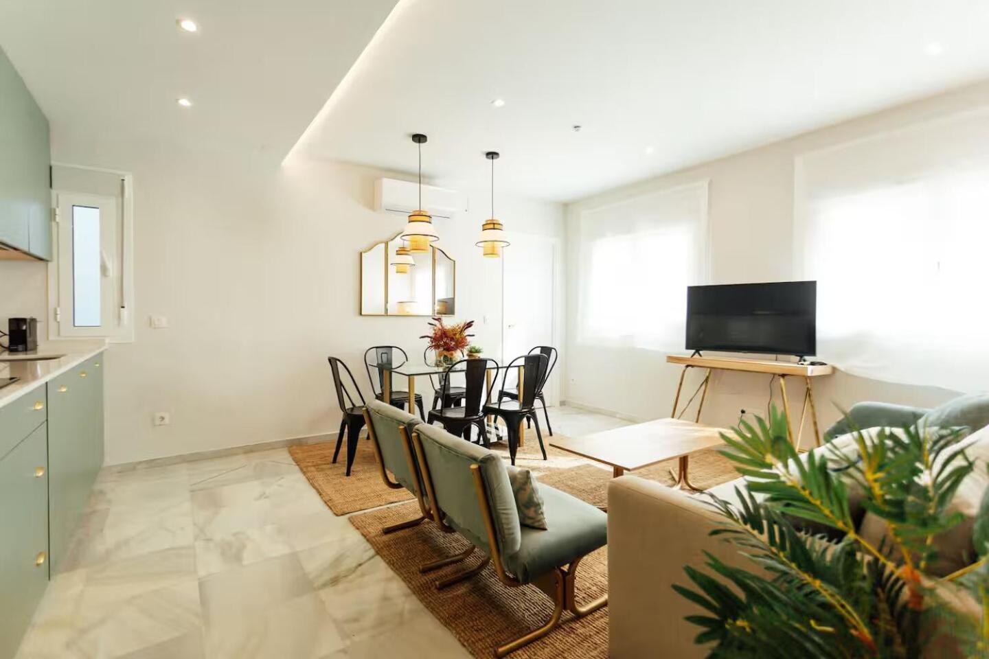 Reformed And Comfy- 2Bd 2Bth- Arenal Sevilha Exterior foto